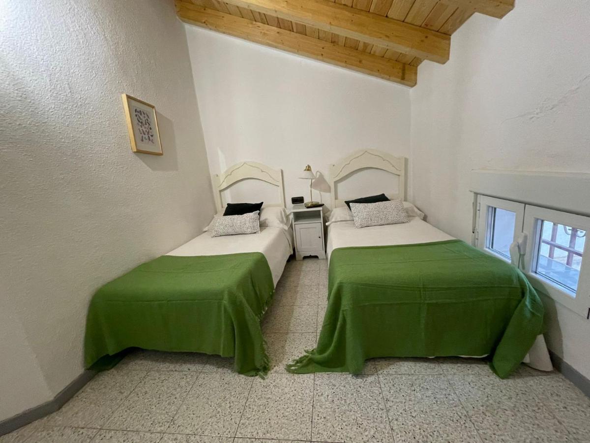 Villa Pachita Alhama De Aragon Bagian luar foto